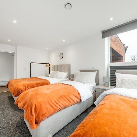 London Edgware Station Apartamento Exterior foto