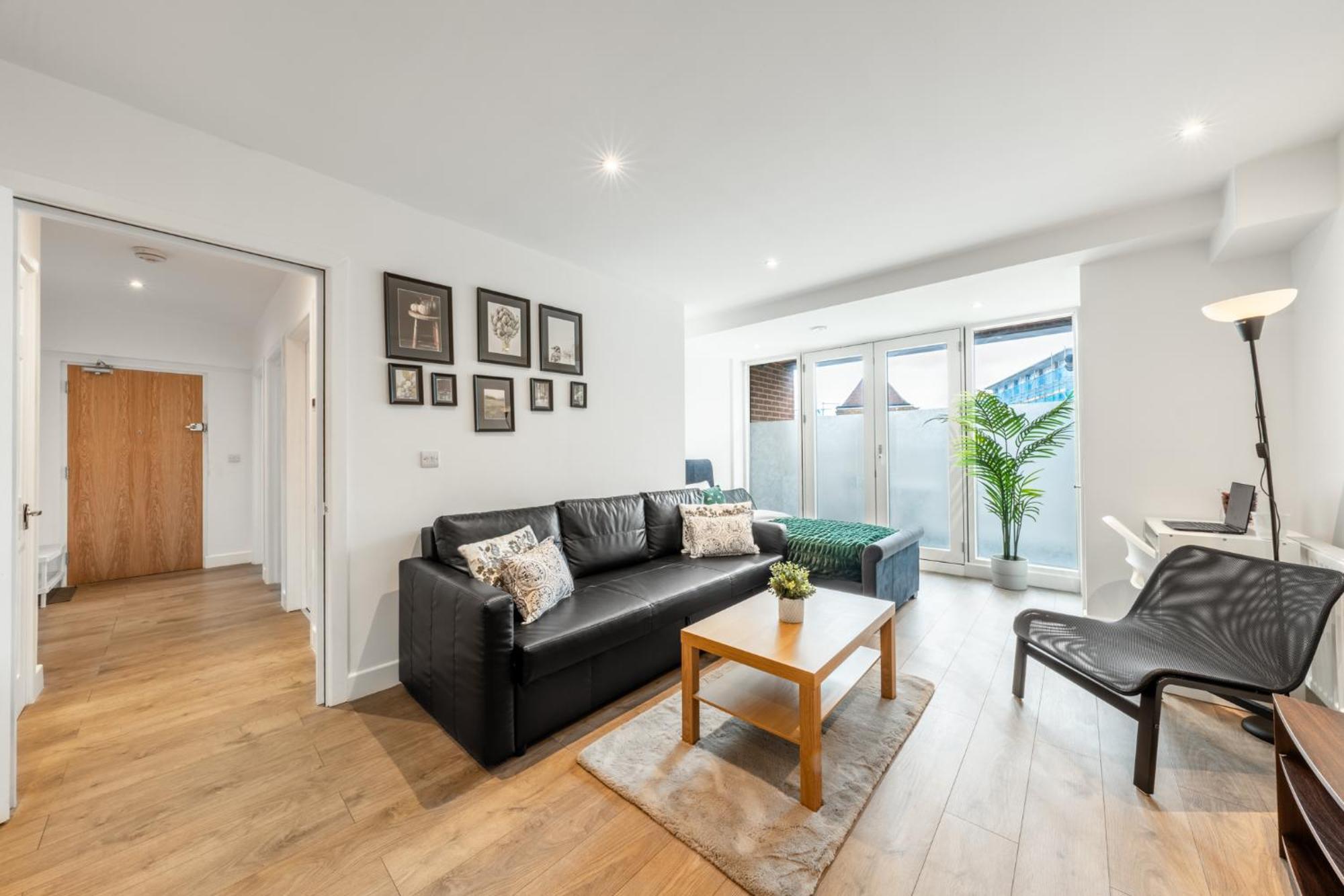 London Edgware Station Apartamento Exterior foto